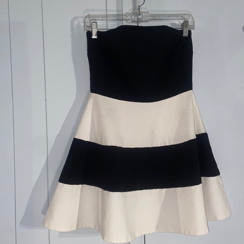 Strapless dress - Picture 1 of 2